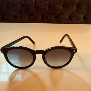 Louis Vuitton Black Round Frame Sunglasses with Gradient Lens